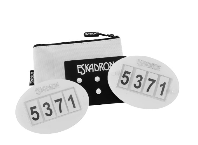 Eskadron Startnummern Set Quick-Pin 4 Basics Eskadron Startnummern Set Quick-Pin 4 Basics